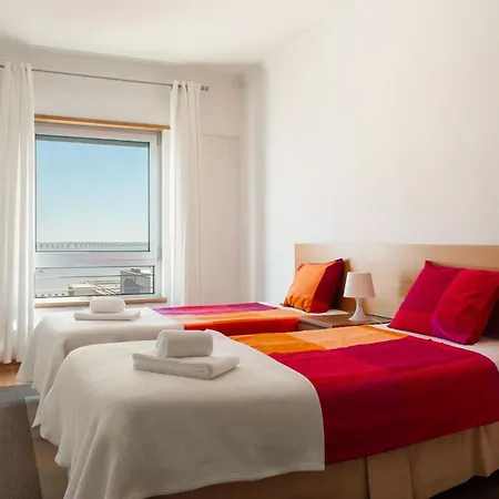 Expo Oriente Lis By Interhome Apartman