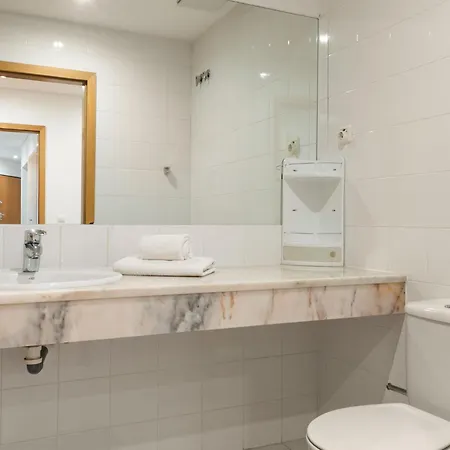 Expo Oriente Lis By Interhome Apartman
